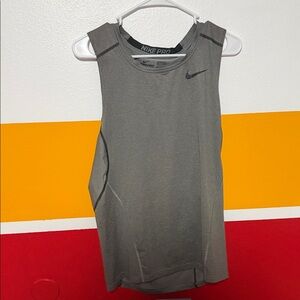 Nike Pro Sleeveless Gray Top